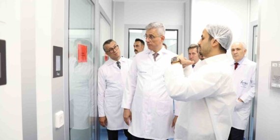 Bakan Memişoğlu: "Türkiye, sağlık hizmetlerinde dünya çapında güven endeksi çok yükselmiş bir ülkedir"