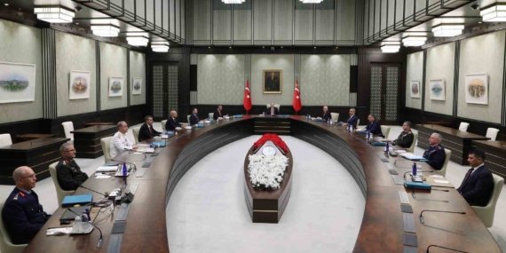 Cumhurbaşkanı Erdoğan başkanlığında gerçekleştirilen Yüksek Askeri Şura toplantısı sona erdi.