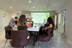 Eskişehir’de ’Aile Eğitim Programı’ kapsamında bilgilendirme yapıldı