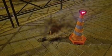 Tartıştığı eski sevgilisini bıçaklayıp kaçtı