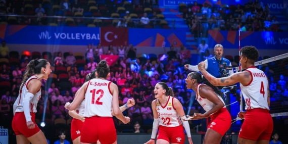 A Milli Kadın Voleybol Takımı, Avrupa Şampiyonası’nda parkeye çıkıyor