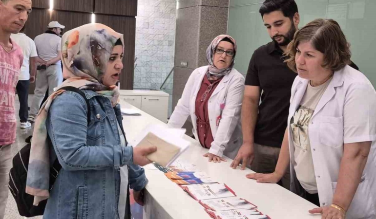 Kütahya Şehir Hastanesi’nde viral hepatite karşı farkındalık çalışması