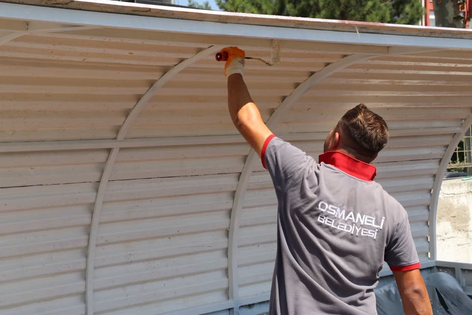 Osmaneli’ni güzelleştirme çalışmaları sürüyor