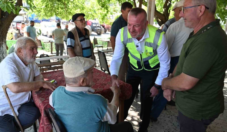 Karacabey Belediyesi, Dağkadı Mahallesi’ndeki metruk okul lojmanını yıktı