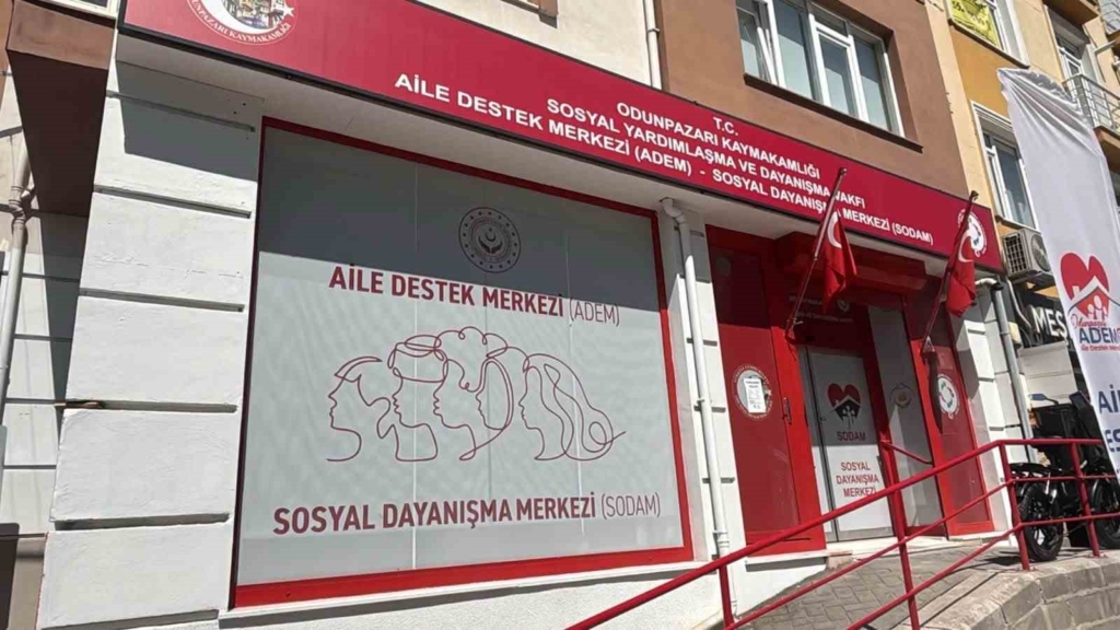 ADEM ve SODAM kursiyerlerine değerler eğitimi verildi