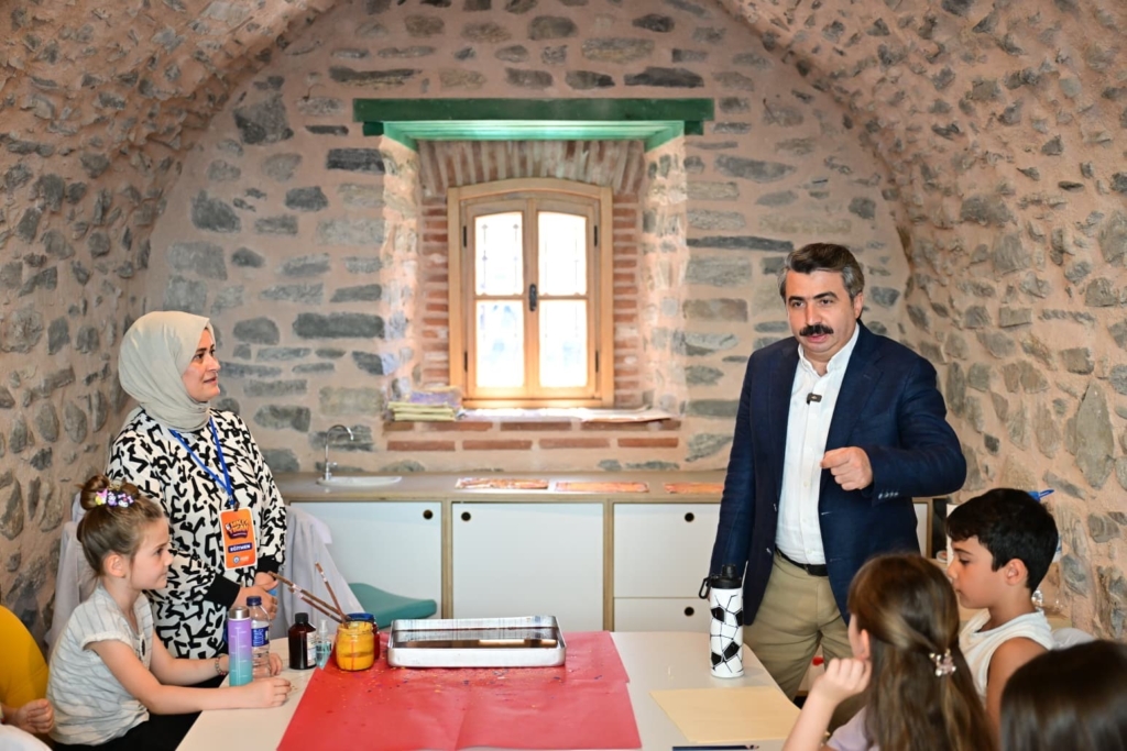 Yıldırım’da çocuklar hem öğreniyor hem eğleniyor