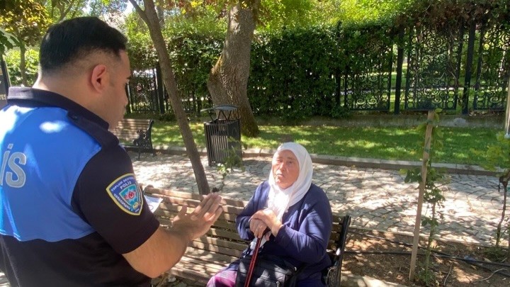 Şeyh Edebali Türbesi’nde vatandaşlara dolandırıcılık uyarısı