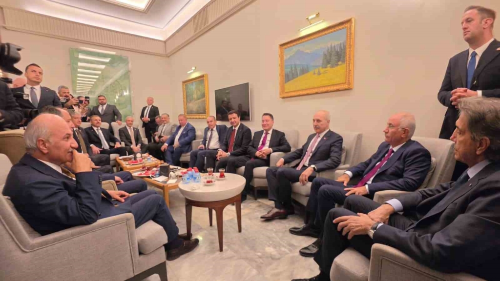 TBMM Başkanı Kurtulmuş’tan kulis ziyareti