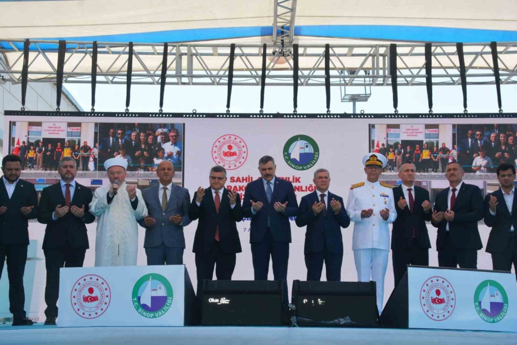 Bakan Çiftçi Sinop’ta 525 milyon TL’lik yatırımları açtı: "Devlet vatandaşına daha hızlı ulaşacak"