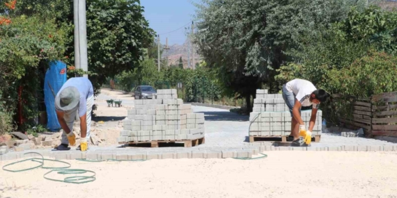 Osmaneli’ni güzelleştirme çalışmaları sürüyor