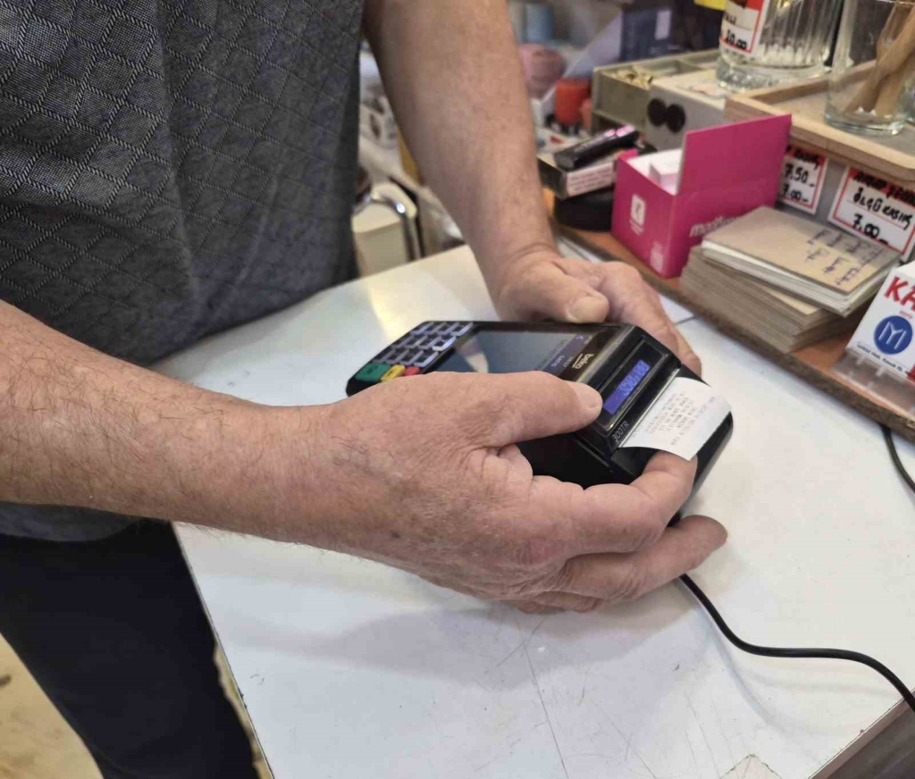POS makinelerindeki yüksek komisyon oranı esnafı zorluyor