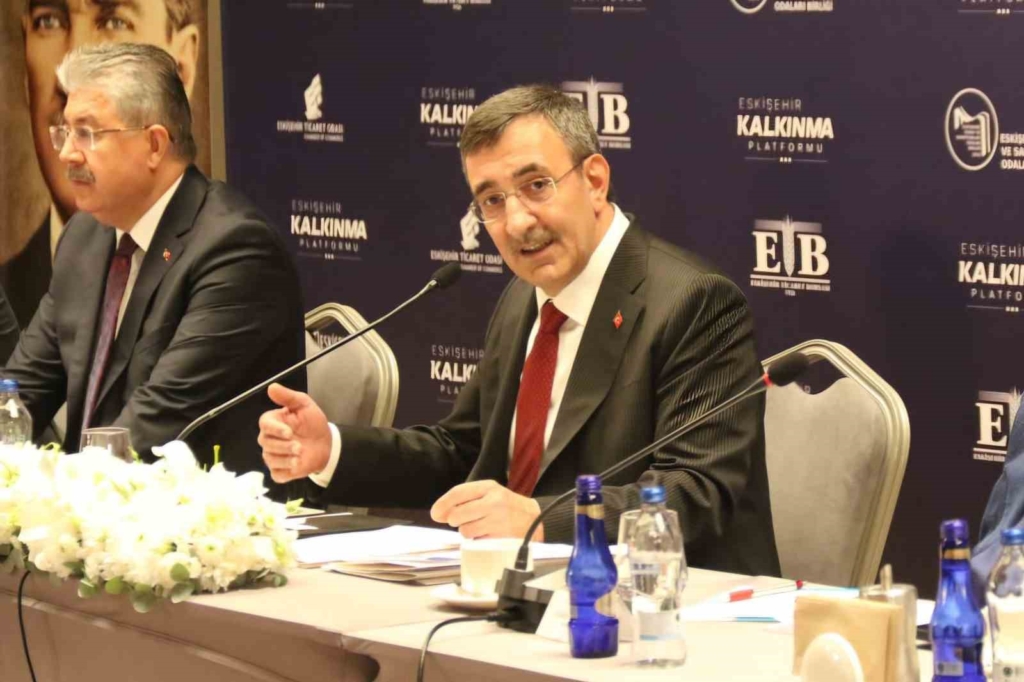 Cumhurbaşkanı Yardımcısı Yılmaz: "Ülkemiz büyümeye devam ediyor"
