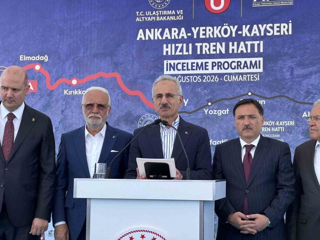Bakan Uraloğlu: "Yerköy - Kayseri Yüksek Hızlı Tren Projesi’nde işin yarısını tamamladık"