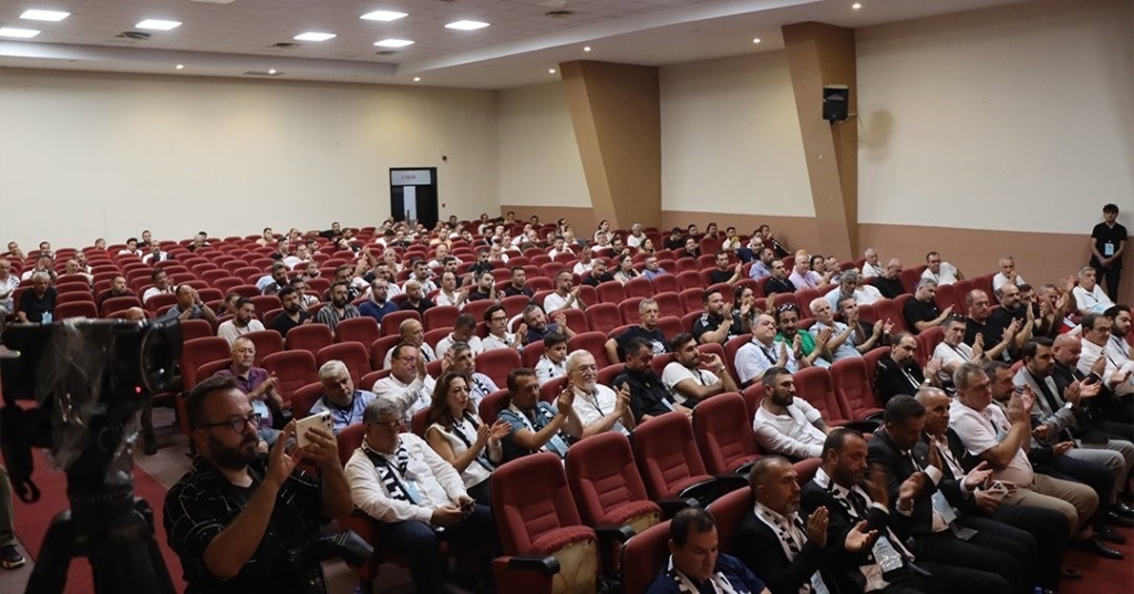 Altay’da kayyım süreci başladı