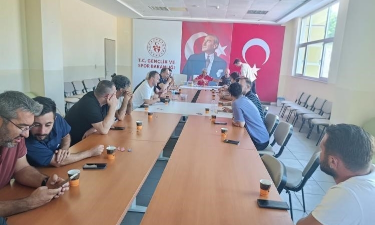 Bilecik’te U11, U12 ve U13 Gençler Ligi kura çekildi