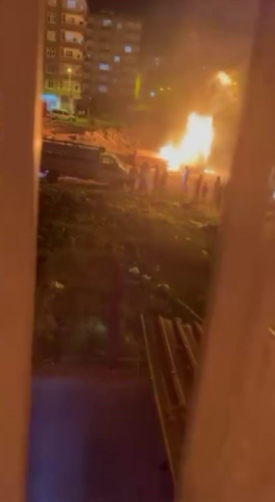 Diyarbakır’da Direkhane Sitesi’nde korkutan yangın