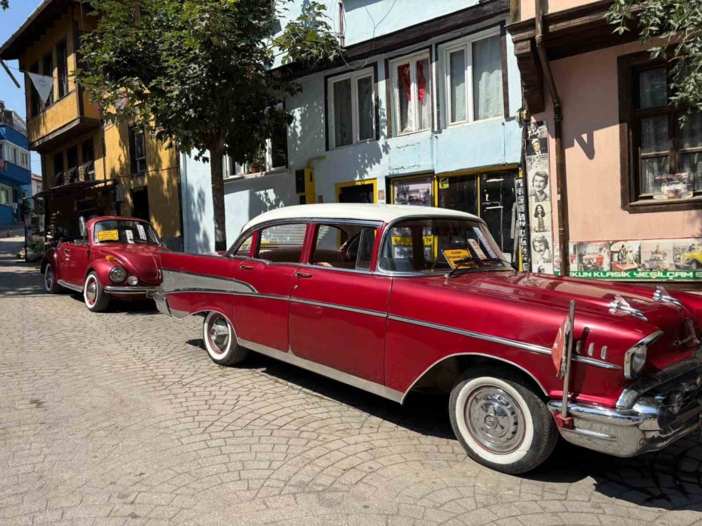 Miras kalan hobisiyle 15 yıldır eskiyi yâd ettiriyor