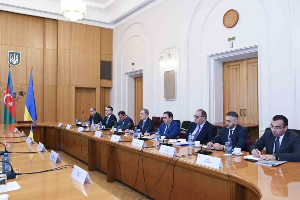 Azerbaycanlı Bakan Bayramov: "İhtiyaç duyulması halinde Ukrayna’ya da doğal gaz tedarik etmeye hazırız"