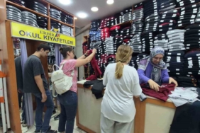 Okul kıyafetlerinde hareketlilik başladı: En uygun set 2 bin liradan başlıyor