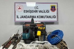 Eskişehir’de kaçak kazı yapan 5 şüpheli suçüstü yakalandı