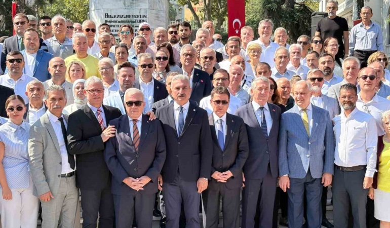 Bursa’da CHP’den ayrılan 6 ilçe belediye başkanı Yeni Parti’ye geçti