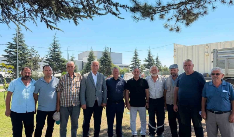 AK Parti Bilecik İl Başkanı Yıldırım çiftçilerle buluştu