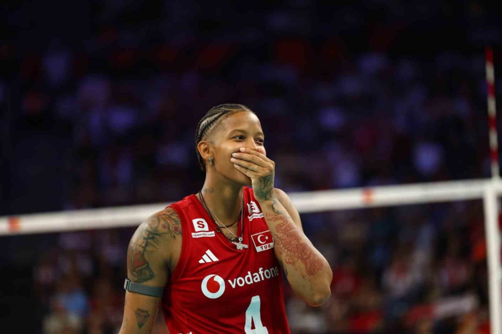 A Milli Kadın Voleybol Takımı, Avrupa Şampiyonası’na galibiyetle başladı