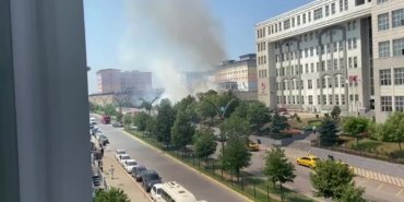 Adliye bahçesinde yangın çıktı