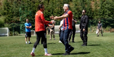 Bakan Işıkhan, Bolu kampındaki Mardin 1969 Spor’u ziyaret etti