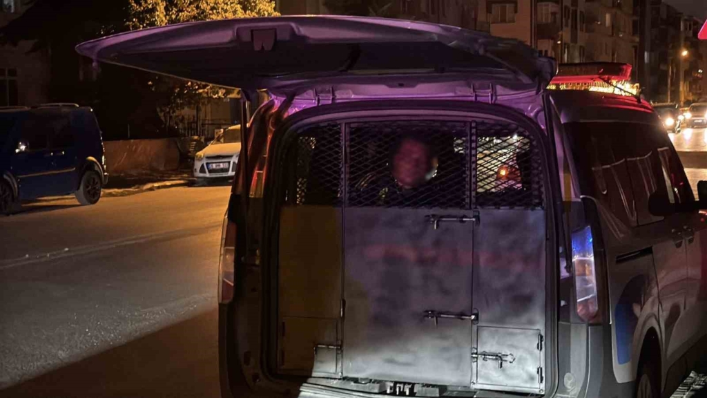 Trafikteki tartışma sonrası aracından inip yol kesen sürücüye 180 bin TL ceza kesildi