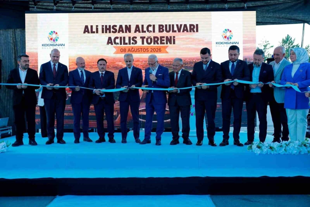 Bakan Uraloğlu: "Güçlü yerel, güçlü Türkiye demektir"