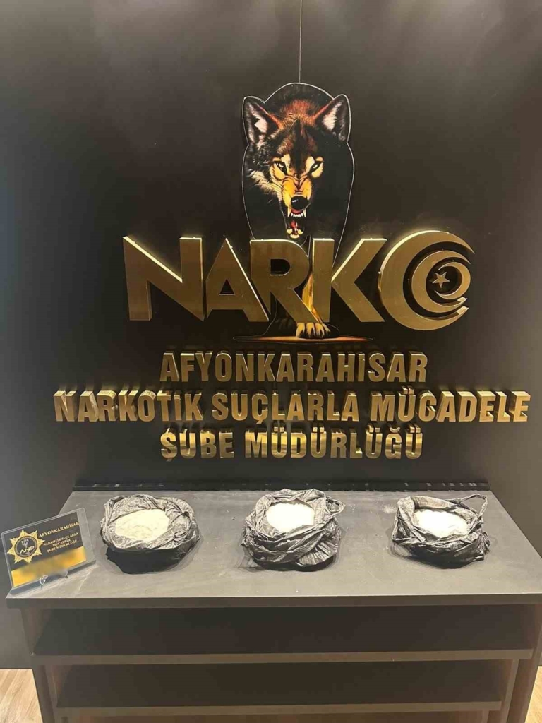 Afyonkarahisar’da 5 kilogram uyuşturucuyla yakalanan şahıs tutuklandı