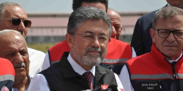 Bakan Yumaklı Kars’ta GEKİS’i tanıttı: Büyükbaş hayvancılıkta "dijital kimlik" dönemi başladı