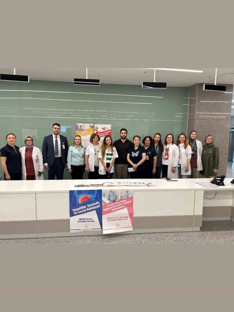Kütahya Şehir Hastanesi’nde ’hepatite’ karşı farkındalık çalışması
