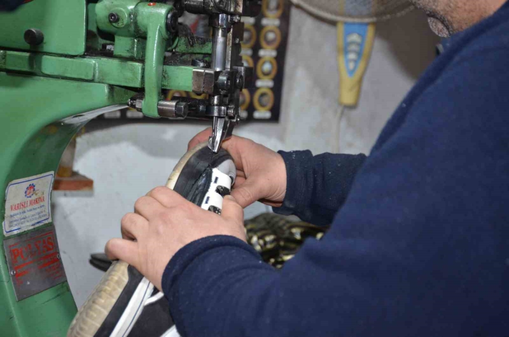 Babasından miras kalan mesleği 26 yıldır sürdürüyor