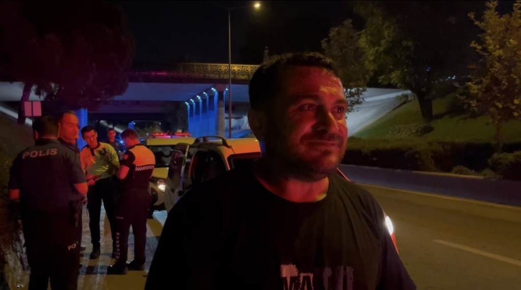 Kardeş kavgası babayı yola, polisi sokağa döktü