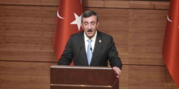 Cumhurbaşkanı Yardımcısı Yılmaz: "İsimlerimiz farklı olabilir ama hepimizin soyadı Türkiye Cumhuriyeti’dir"