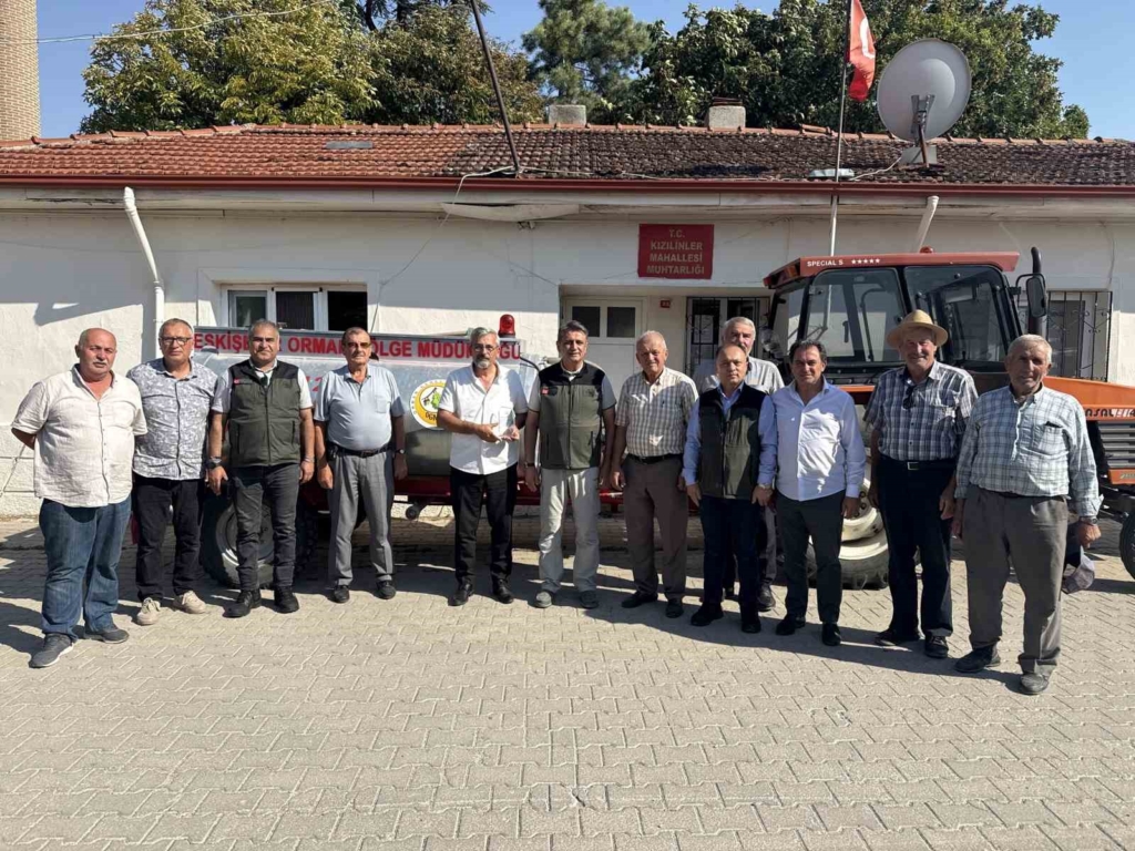 Kızılinler yangın timine teşekkür plaketi