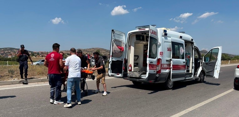 Kütahya’da trafik kazası: 1 ölü 5 yaralı