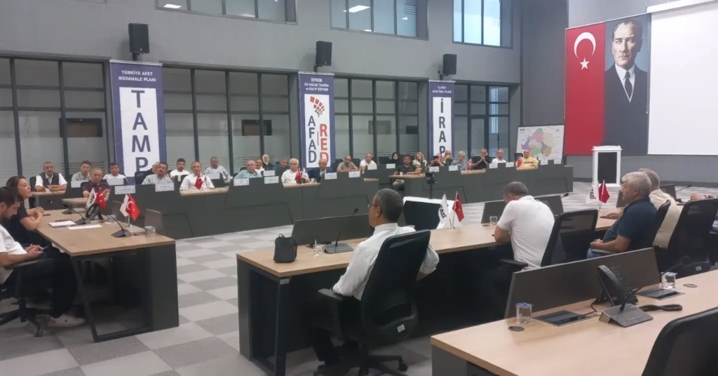 Kütahya’da muhtarlarla afet hazırlığı toplantısı düzenlendi