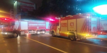 Sultanbeyli’de alışveriş merkezinde korkutan yangın