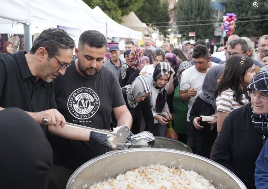 Tavşanlı’da ’Alışveriş Günleri’ başladı