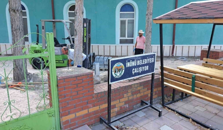 İnönü Belediyesi, Yenice Mahallesi Merkez Camii’ni yeniledi