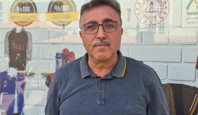 Okul kıyafetlerinde arma zorunluluğu yeniden başladı