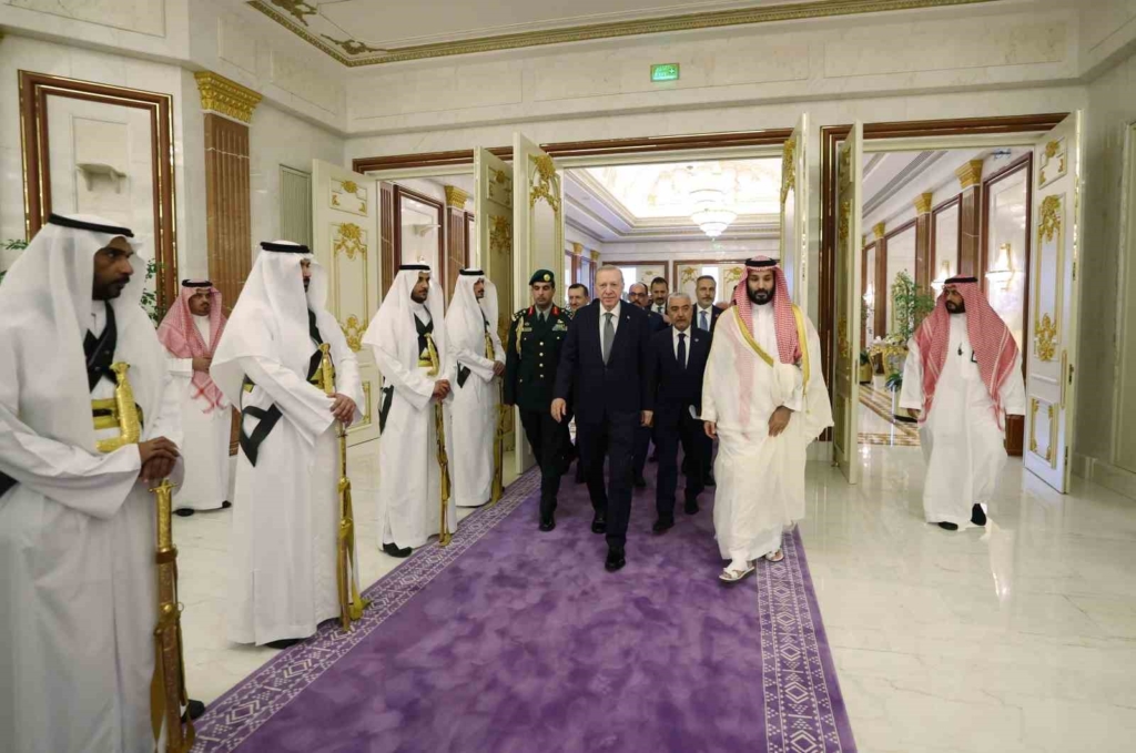Cumhurbaşkanı Erdoğan, Suudi Arabistan Veliaht Prensi Selman ile görüştü