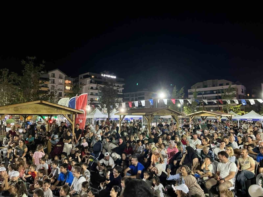 Nilüfer ilçe şenliği dolu dolu geçti