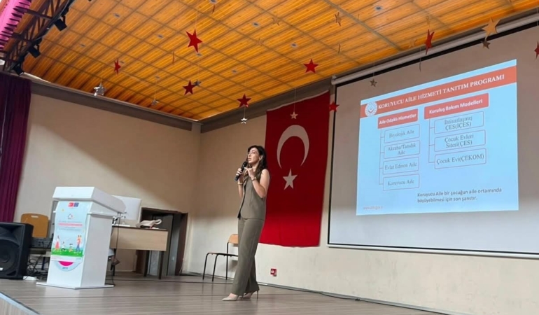 Şuhut’ta Koruyucu Aile Hizmet Modeli Tanıtım Programı düzenlendi