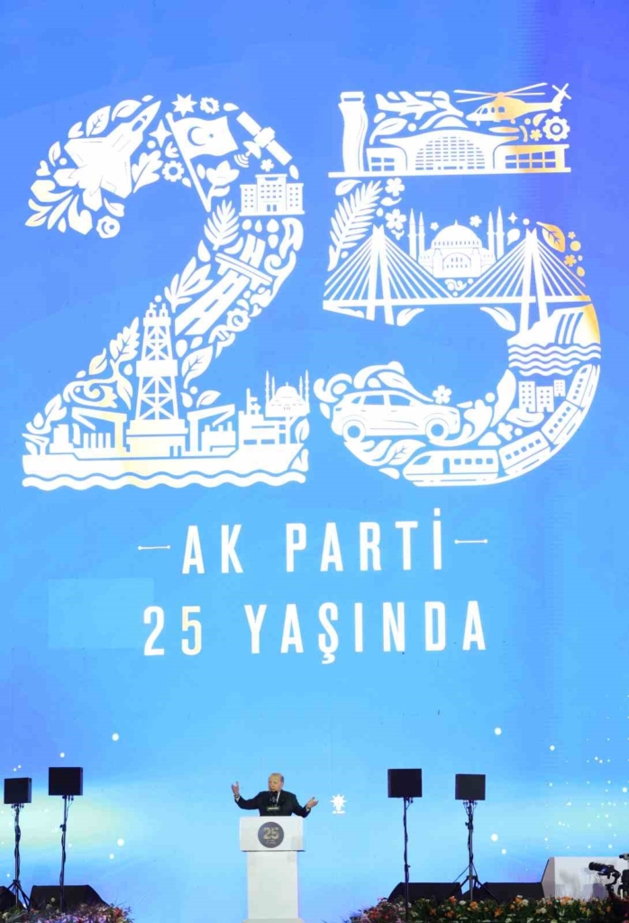 Cumhurbaşkanı Erdoğan: "Allah ömür ve sağlık verirse daha nice yıllar Türkiye’ye hizmet mücadelesi içinde olacağım"