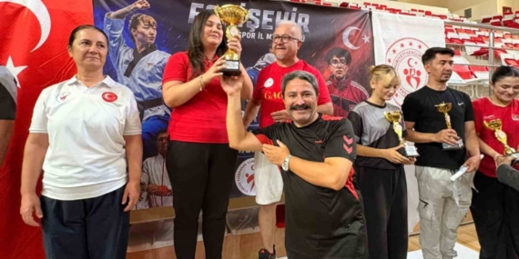 Nadir Özsoy 2. İller Arası Taekwondo Poomsae Müsabakası sona erdi