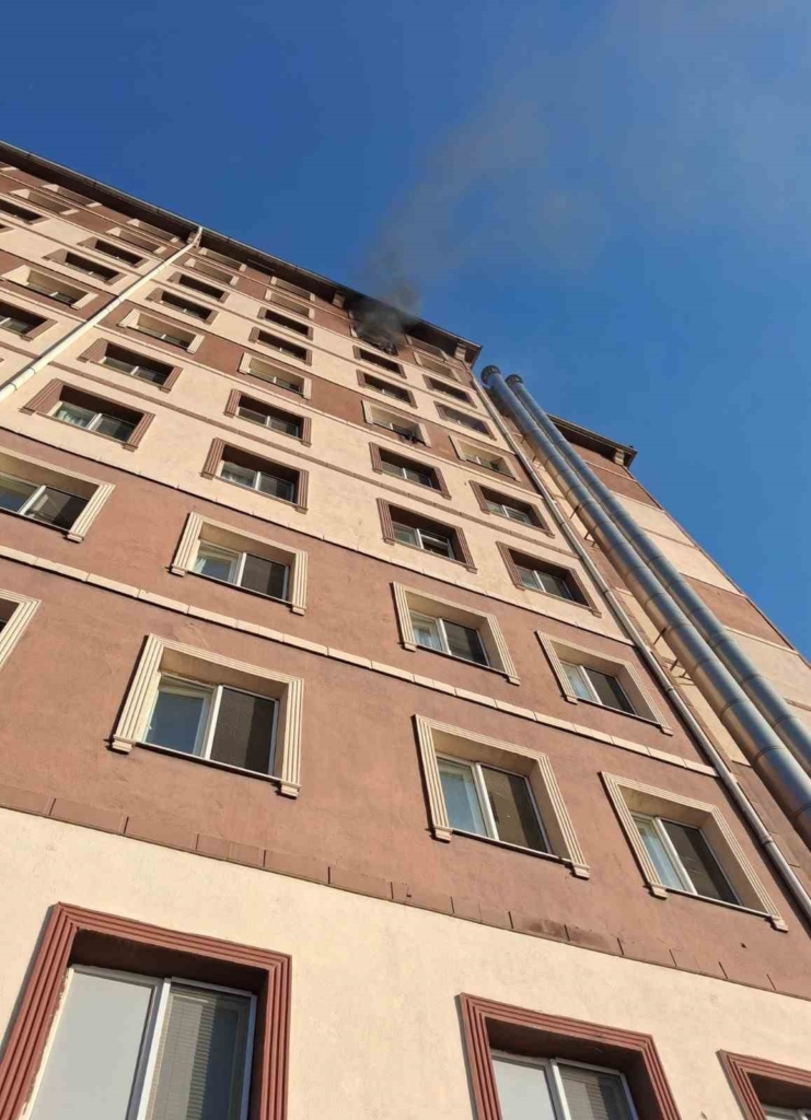 Siirt’te kız yurdunda yangın: 1 yaralı